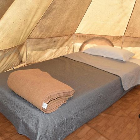 Camping Oliana المظهر الخارجي الصورة