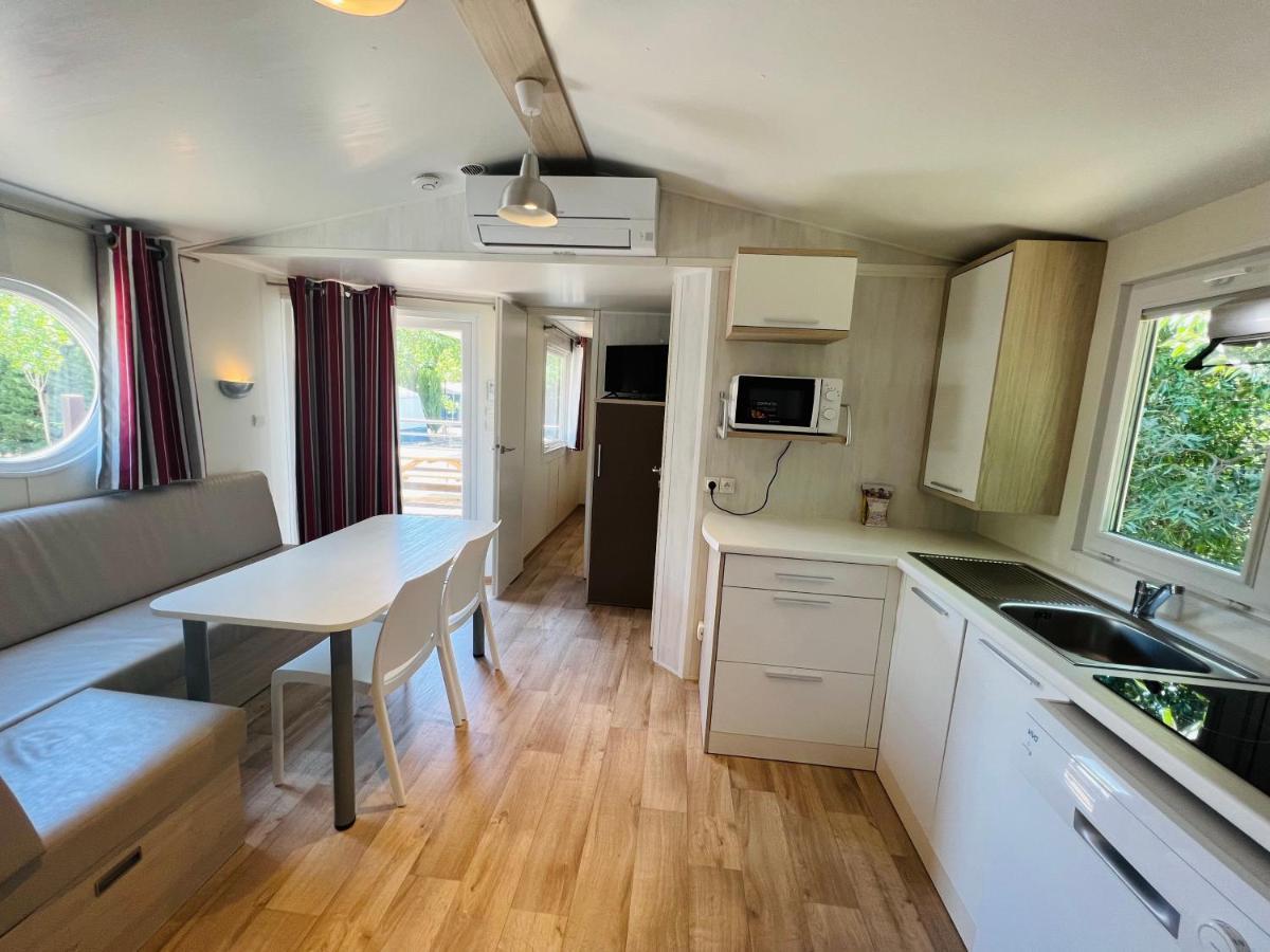 Camping Oliana المظهر الخارجي الصورة