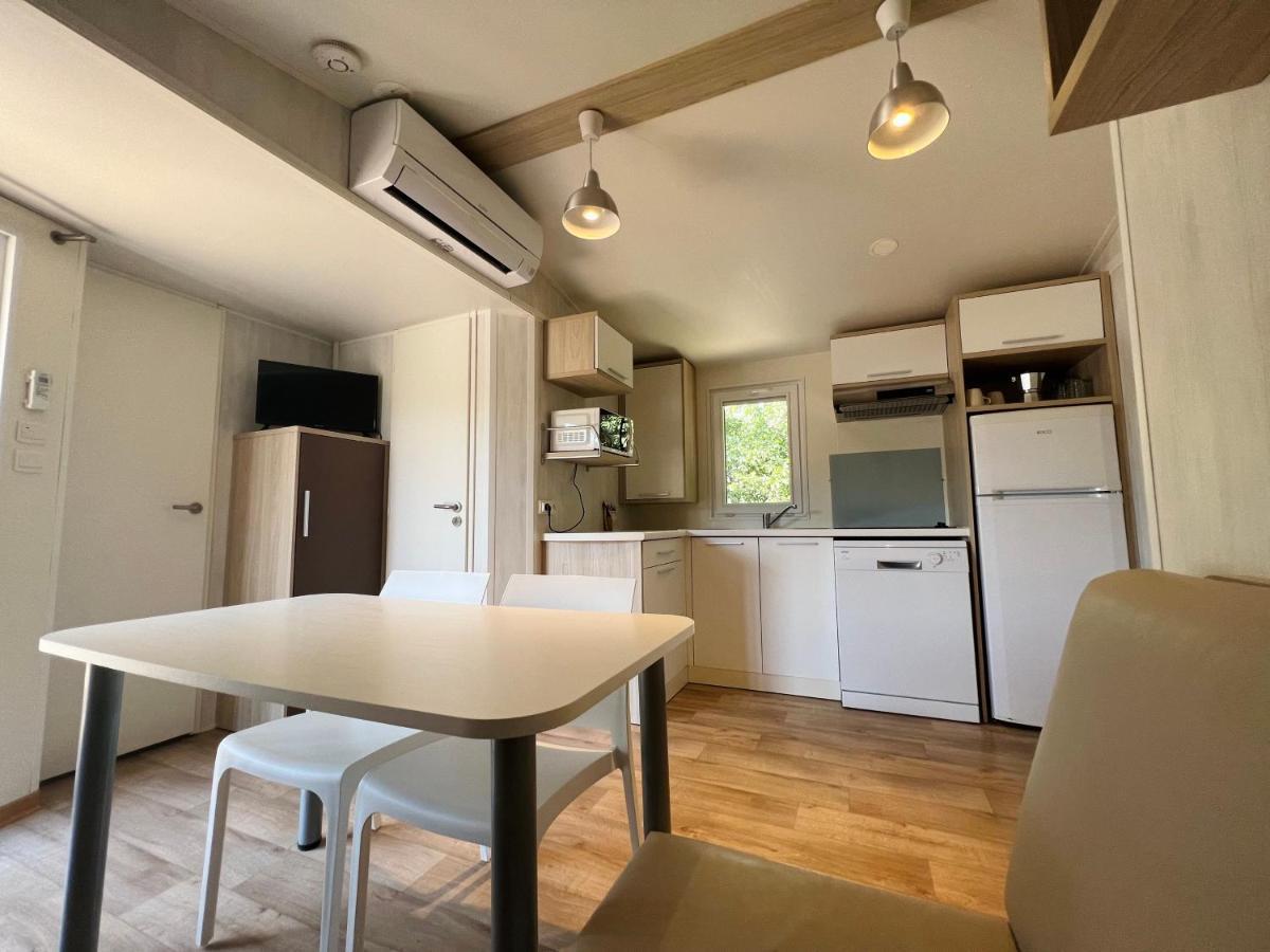 Camping Oliana المظهر الخارجي الصورة